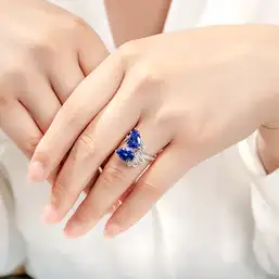 Imagine Inel 2 pietre cuart Saphire