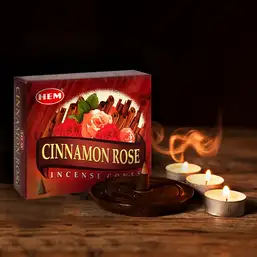 Imagine Conuri parfumate Trandafir și Scortisoara