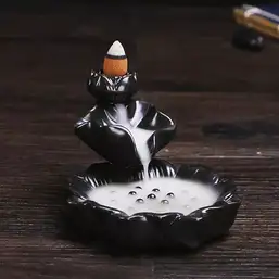 Imagine Fantana fum backflow floare