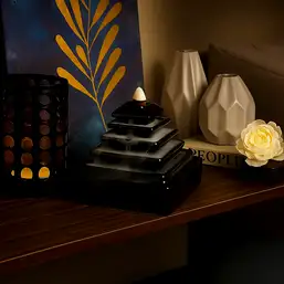 Imagine Fantana backflow Piramida cu efect de cascada