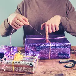 Imagine Impachetare în hârtie cadou