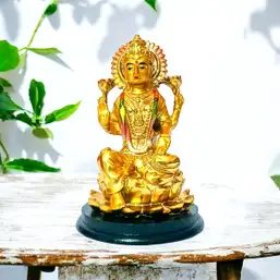 Imagine Zeita bogatiei Lakshmi