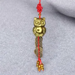 Bufnita cu nod mistic si monede norocoase