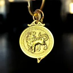 Breloc zodia Tigru cu Wu Lou