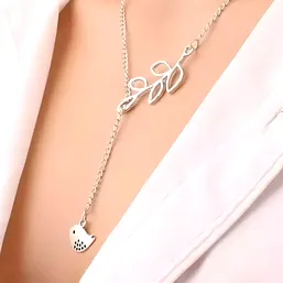 Colier pandantiv cu pasare si ramura