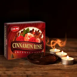 Conuri parfumate Trandafir și Scortisoara