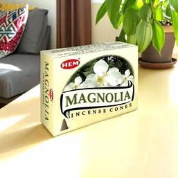 Conuri parfumate Magnolie