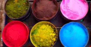 Colorantul alimentar: cum îl scoți de pe haine sau covoare