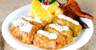 Imagine  Rețetă de sarmale de porc şi vită în foi de varză