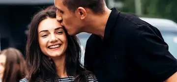 Ferește-te de aceste obiceiuri dacă vrei să cucerești iremediabil un bărbat!