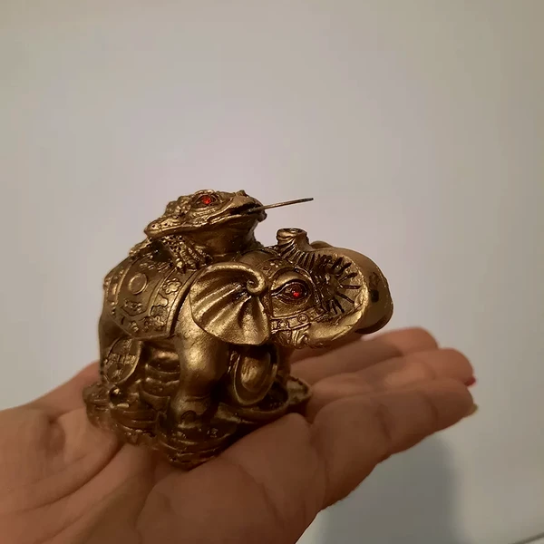 Magnet frigider copacei decorativi cu ochiul magic albastru, popular ca Ochiul Horus simbol de protectie, 5 cm argintiu