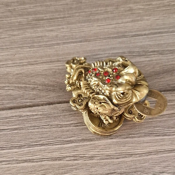 Broasca banilor cu Ru Yi și moneda, broscuta aducatoare de bani, 5 cm