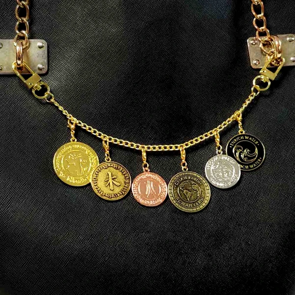 Charmuri cinci elemente, amuleta pentru noroc, accesoriu geanta si imbracaminte, aurie, 21 cm
