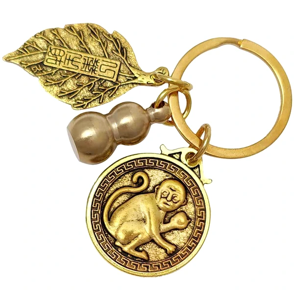 Breloc zodia Maimuță cu Wu Lou, amuletă feng shui pentru sănătate și inovație, metal solid auriu 6 cm