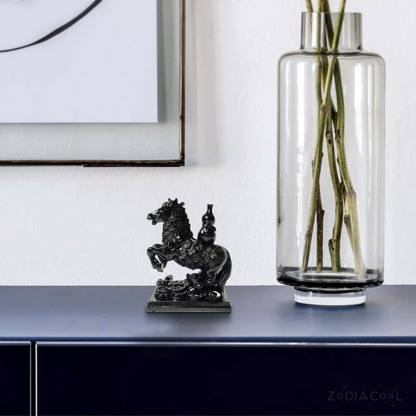 Cal negru cu vasul bogăției, statueta feng shui pentru succes la bani, negru, 9,5cm