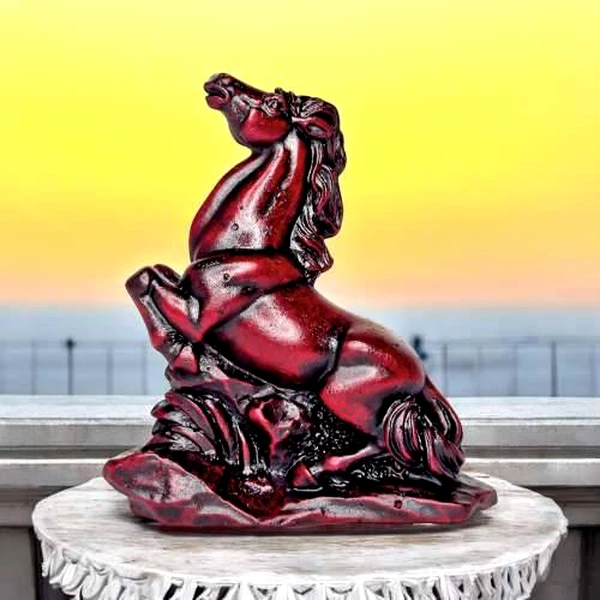 Cal rosu in doua picioare, statueta feng shui pentru dragoste, 9 cm