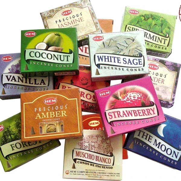 Conuri parfumate Ambra, profesional HEM Amber, aroma orientală și dulce, set 10 conuri (25g) suport metalic inclus