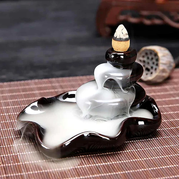 Fantana fum backflow, 3 pietre Zen simbol al relaxarii, set suport cu 2 conuri fumigene parfumate cu efect de gheata calda, negru rosu