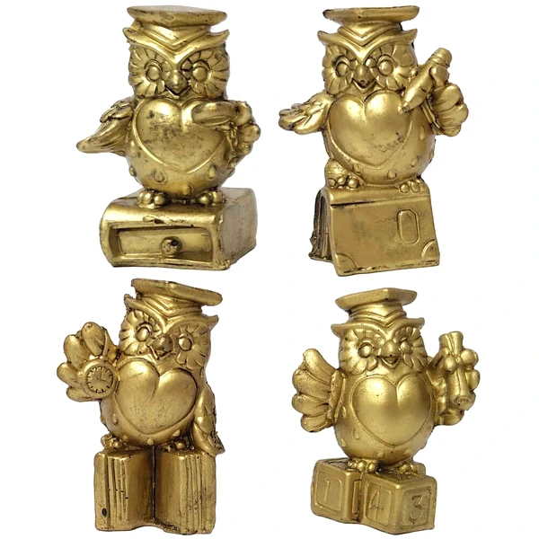 4 Bufnițe înțelepte pentru succes profesional și studiu, obiect decor pentru birou sau living, rășină aurie 5.5 cm