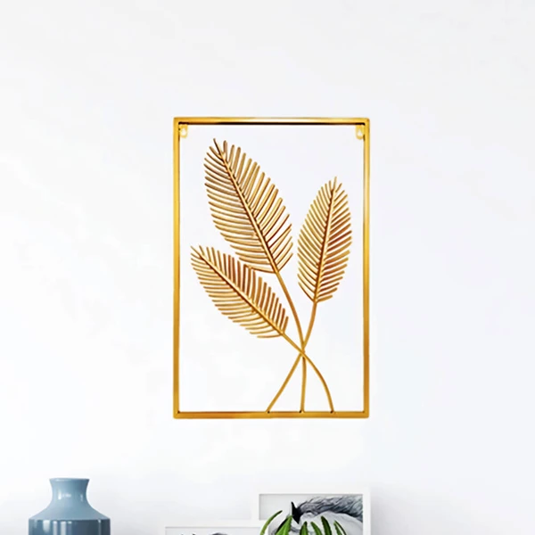 Tablou decorativ metalic cu frunze de palmier sago, decor auriu perete