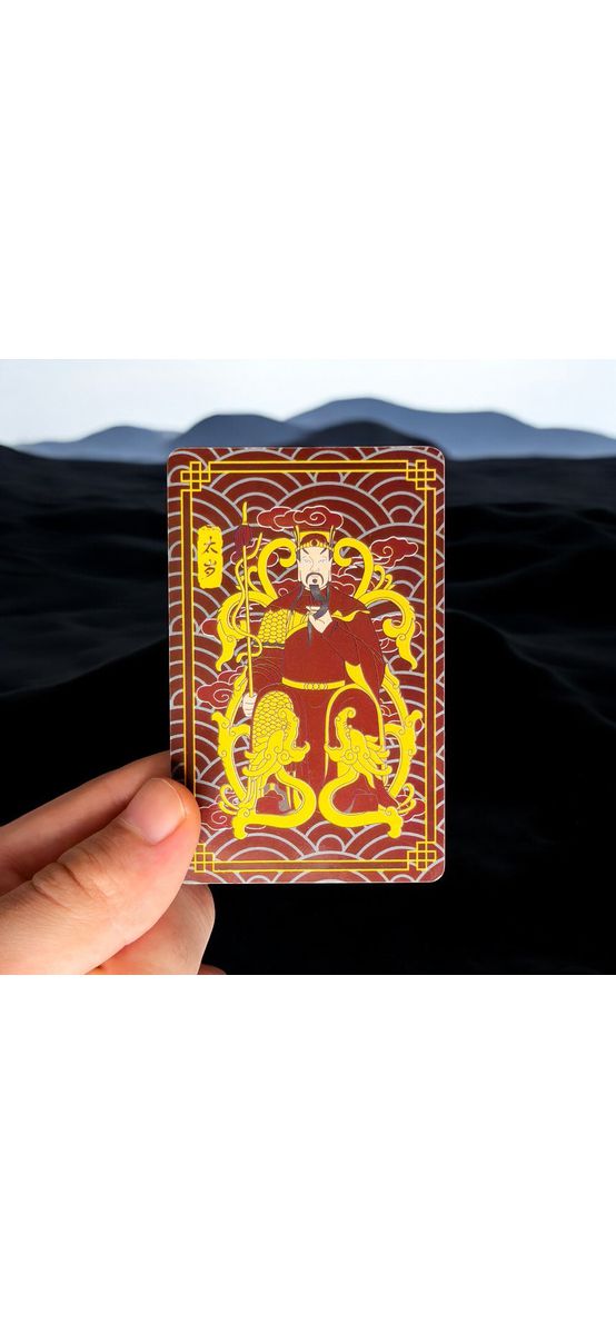 Card amuleta Tai Sui 2025, împotriva energiilor negative, polimer 8 cm cu suport