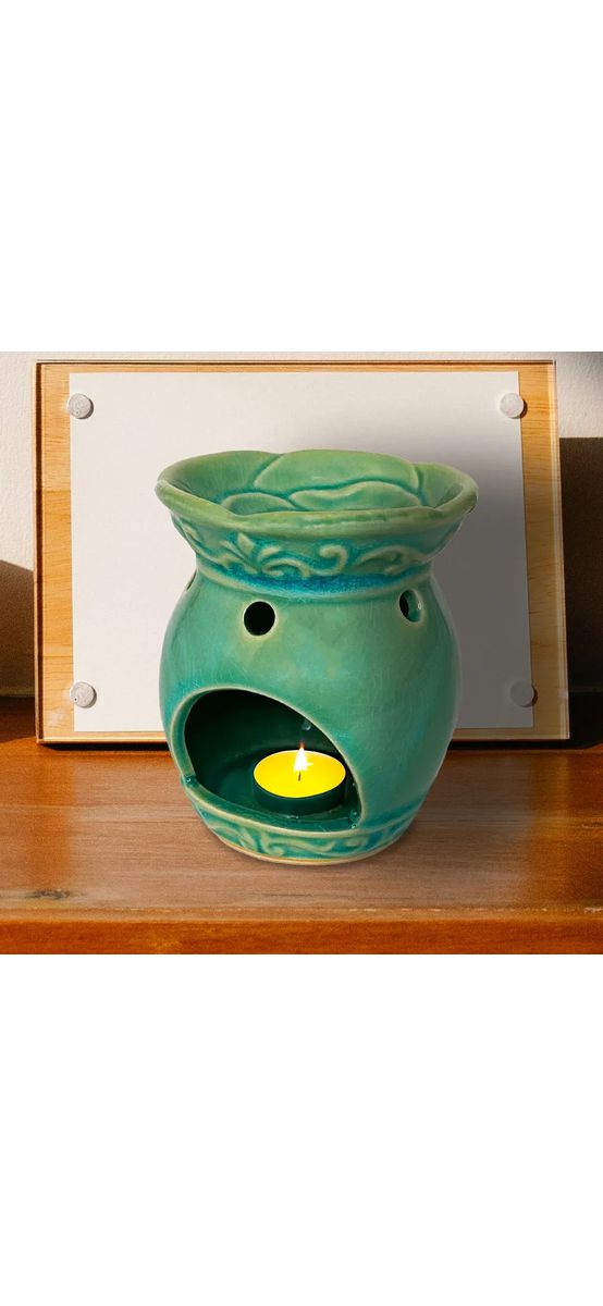 Lampa aromaterapie Floare 6 petale, difuzor ceramica verde